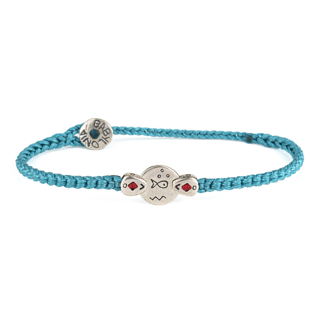 Fish on a Platter Bracelet 935° Sterling Silver