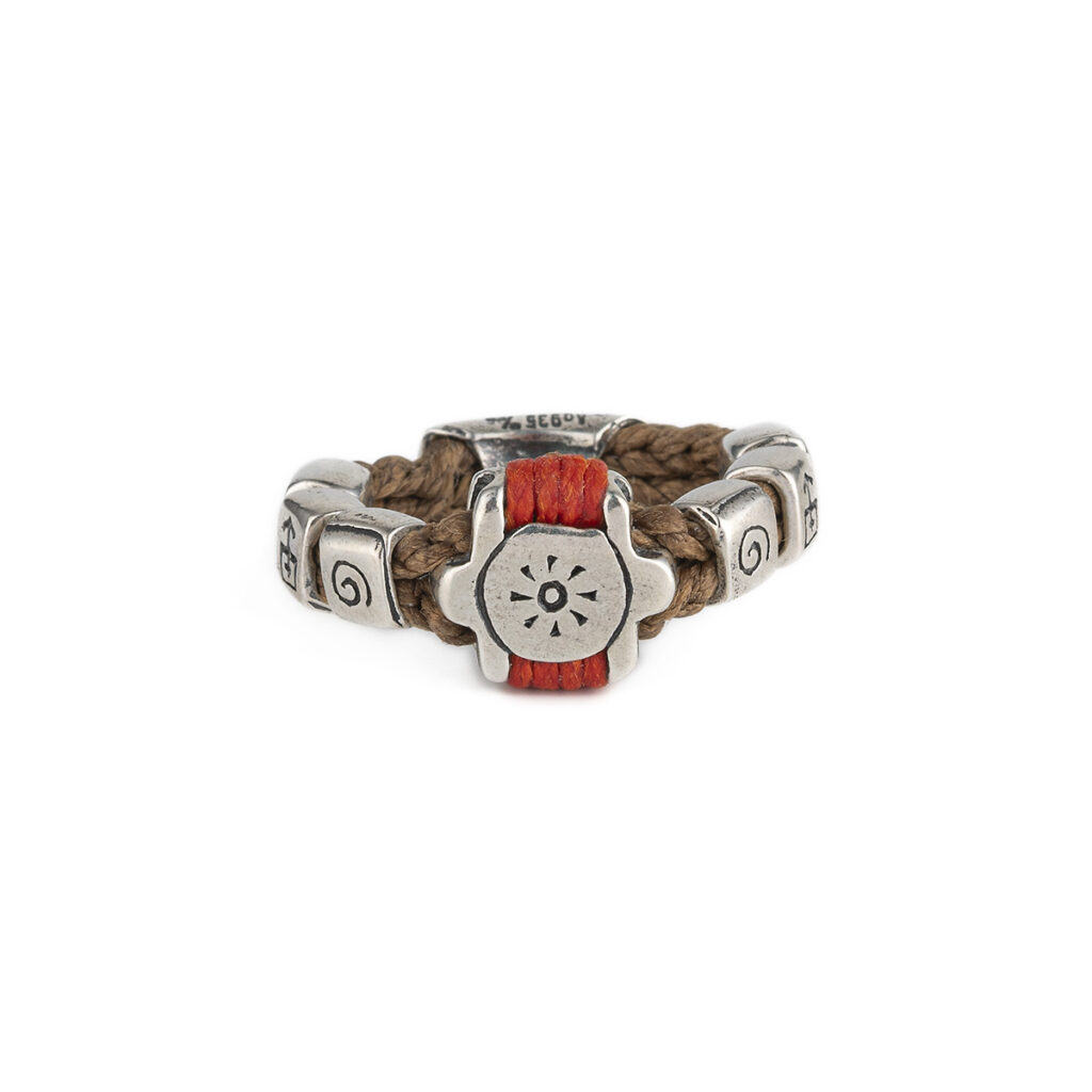 Sun on Hands Ring 935° Sterling Silver