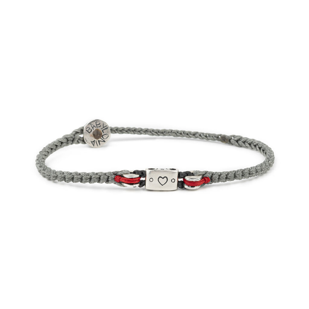 Heart in Middle Bracelet 935° Sterling Silver