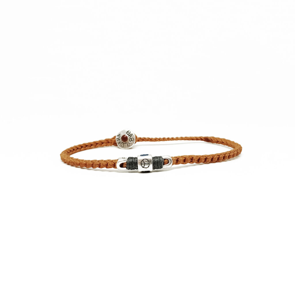 Tucked Peace Bracelet 935° Sterling Silver